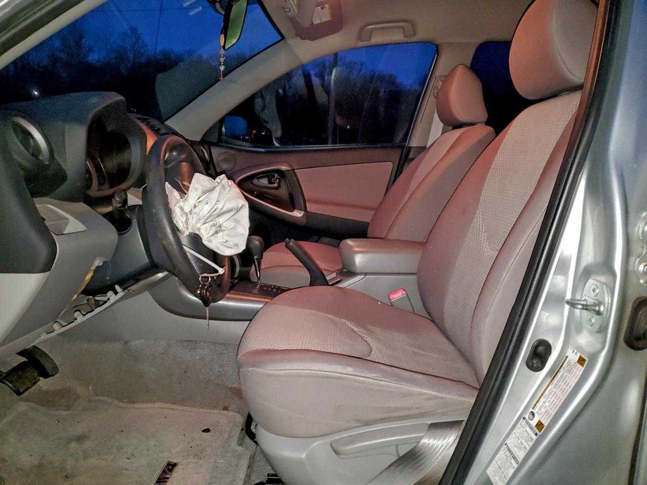 2006 TOYOTA RAV4 photo 7