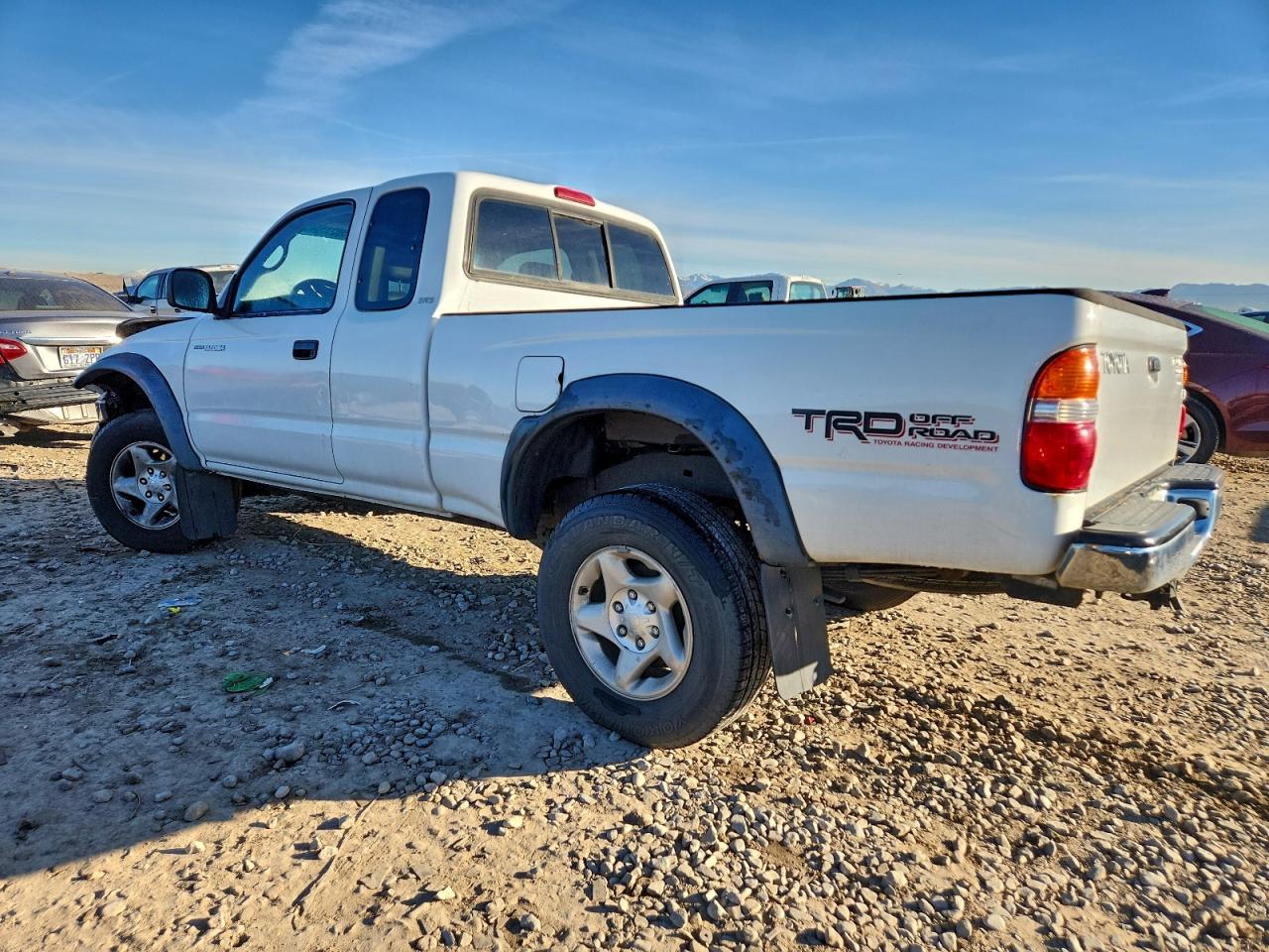 2002 TOYOTA TACOMA XTRACAB PRERUNNER photo 2