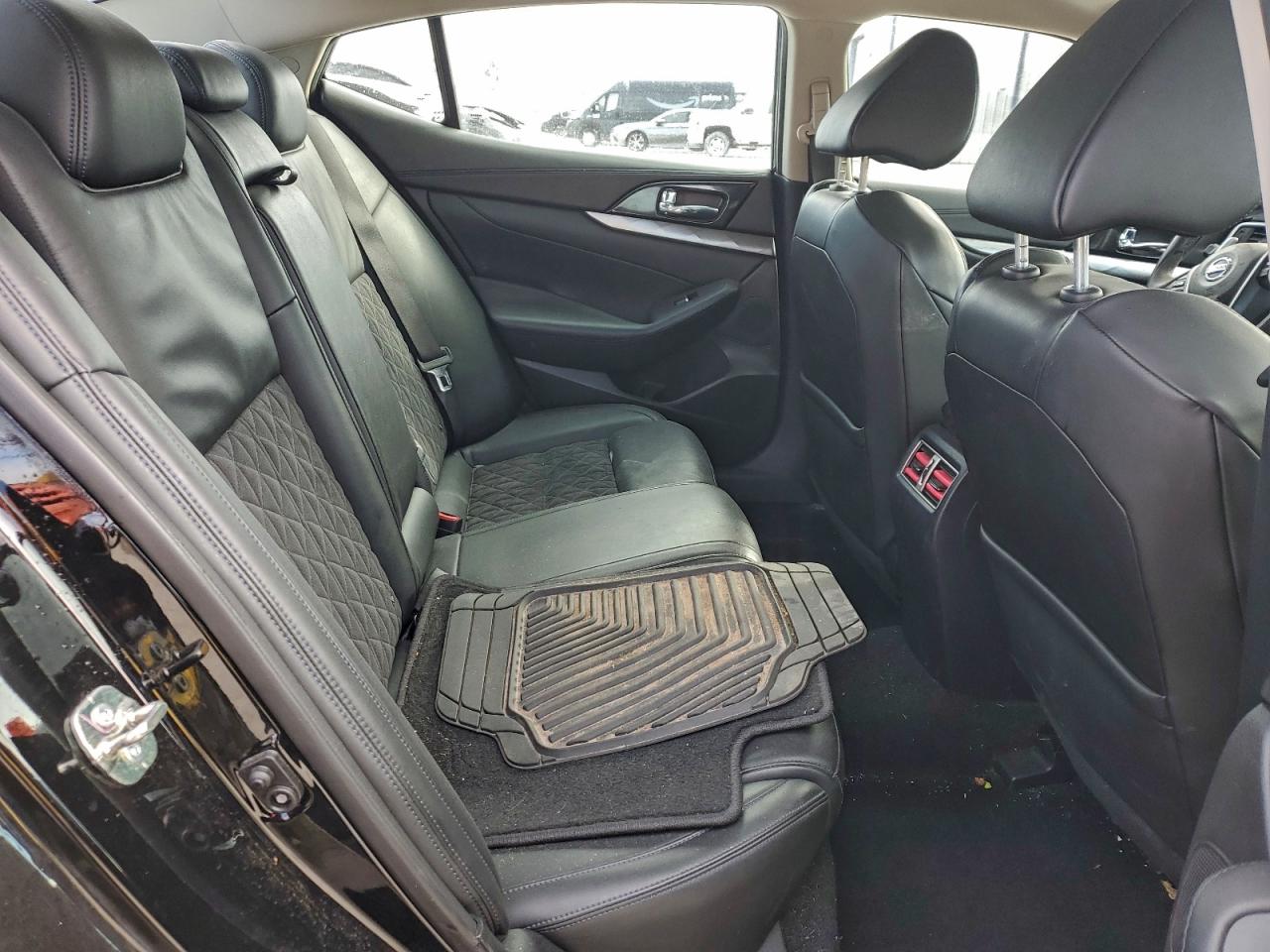 2017 NISSAN MAXIMA 3.5S photo 10