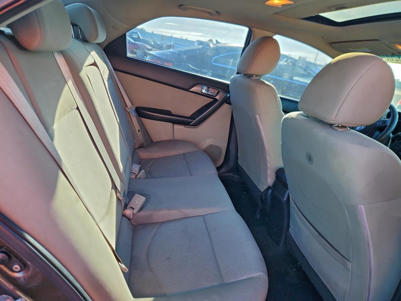 2013 KIA FORTE EX photo 10