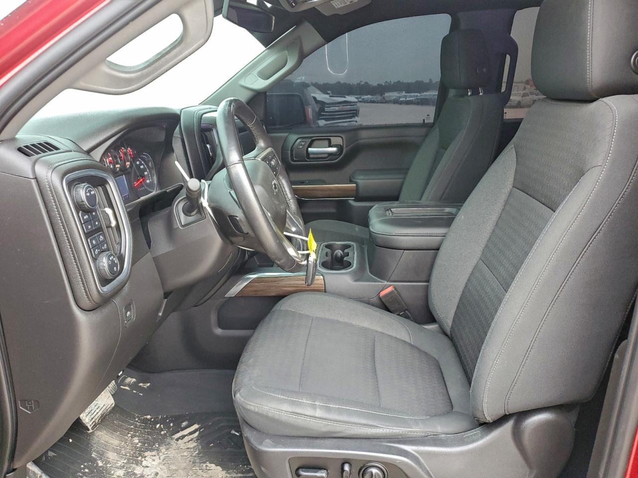 2021 CHEVROLET SILVERADO K1500 RST photo 7