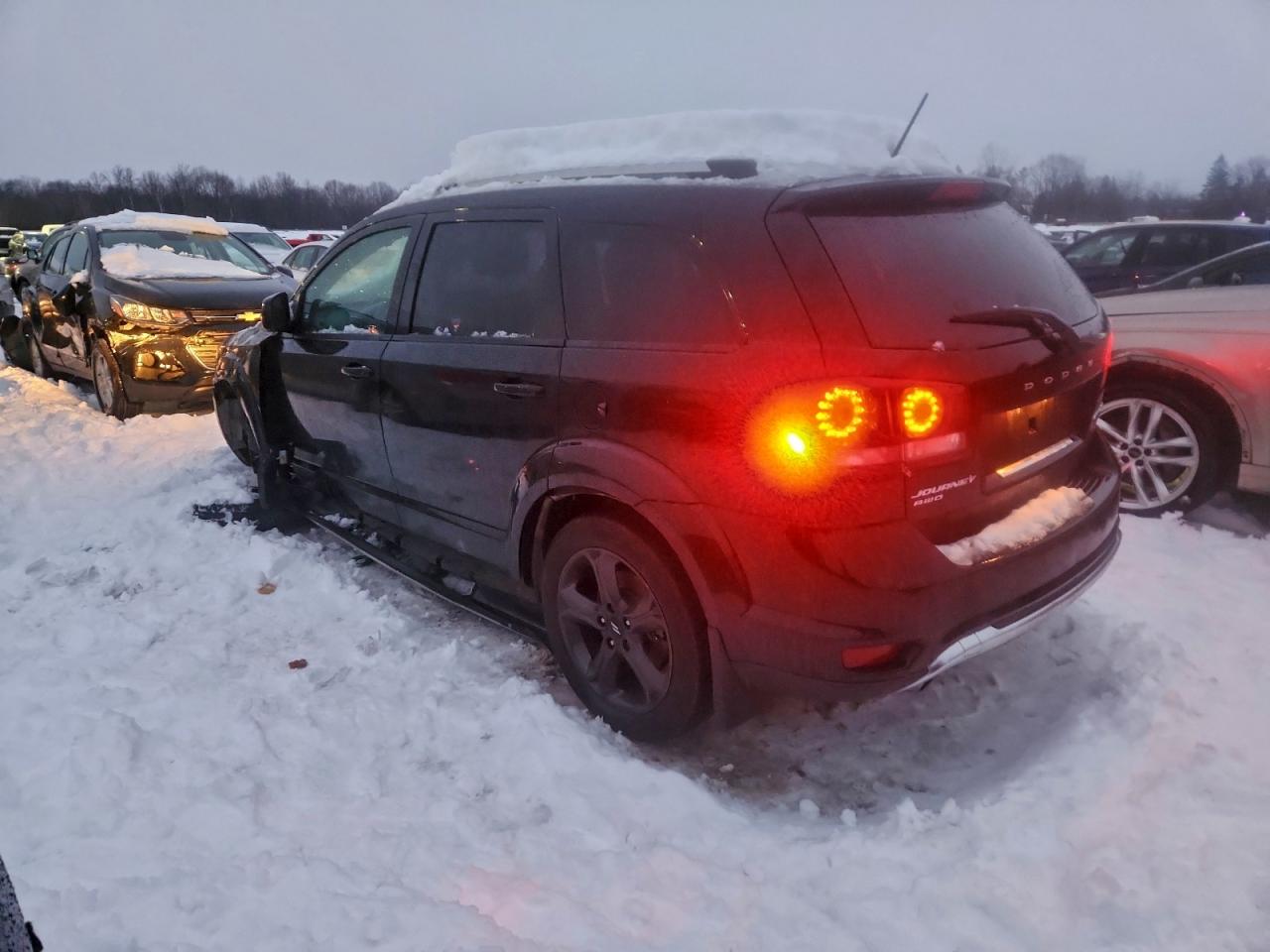 2015 DODGE JOURNEY CROSSROAD photo 2