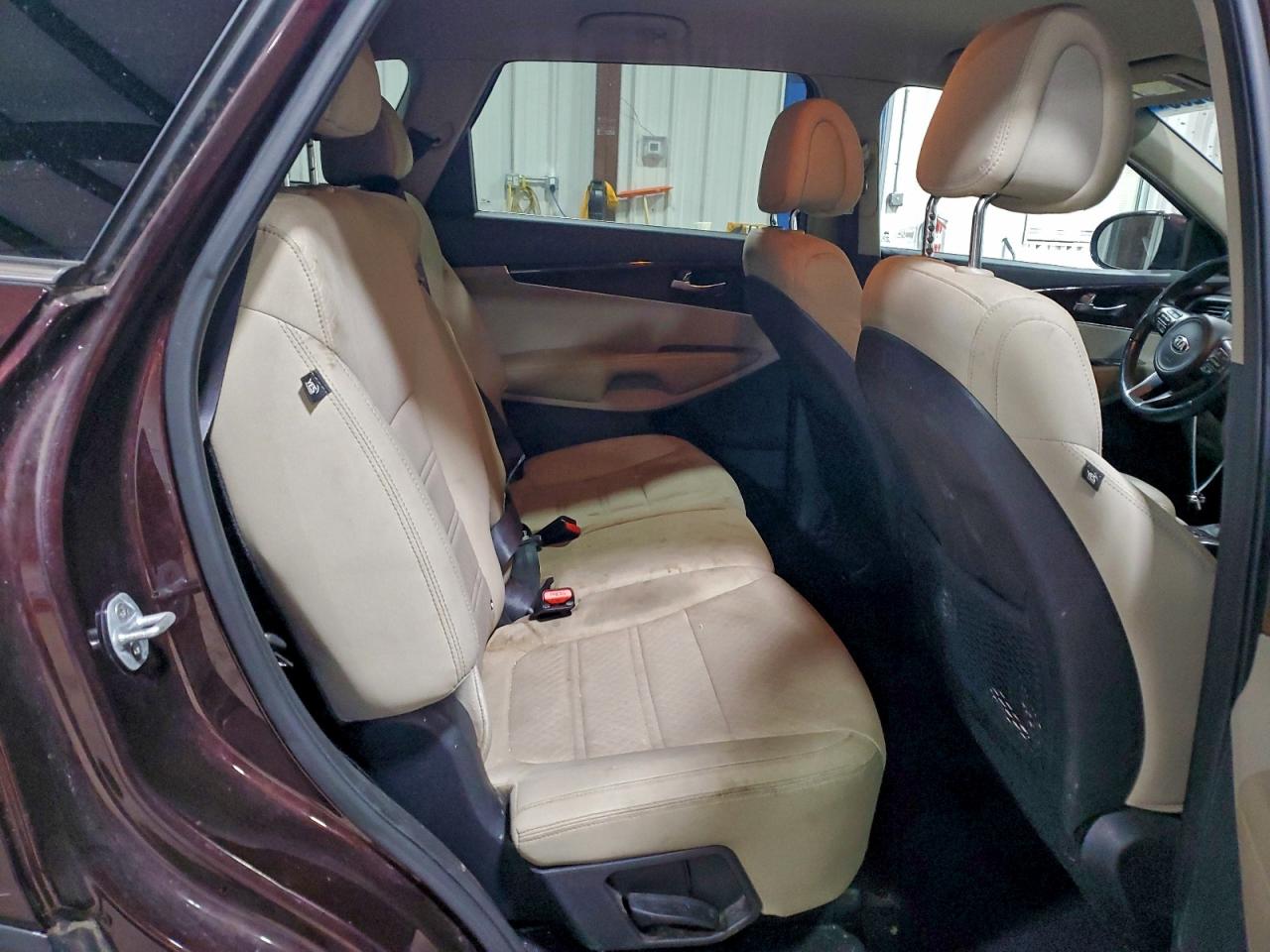 2016 KIA SORENTO photo 11
