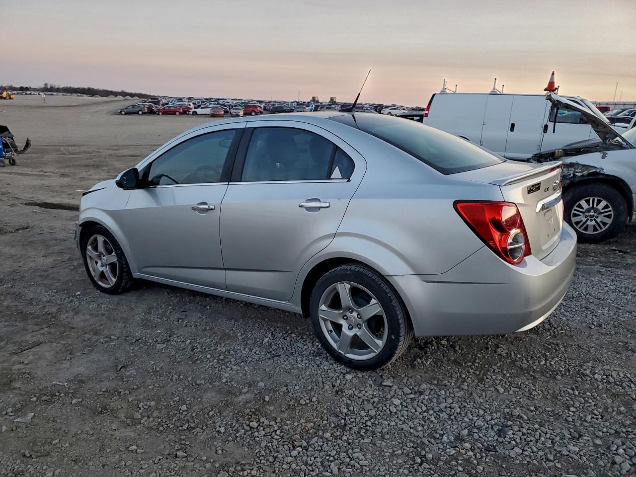 2014 CHEVROLET SONIC LTZ photo 3