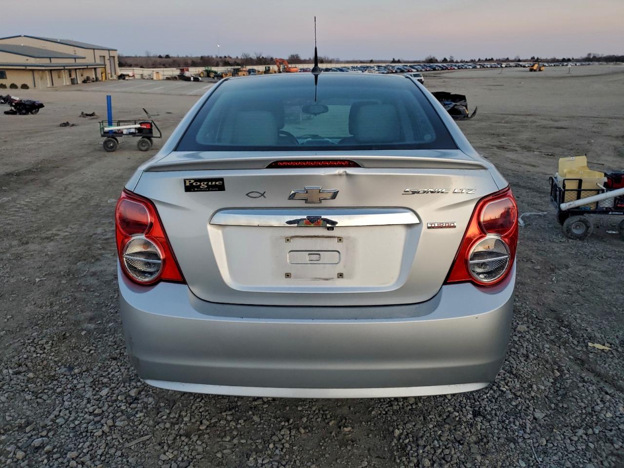 2014 CHEVROLET SONIC LTZ photo 11