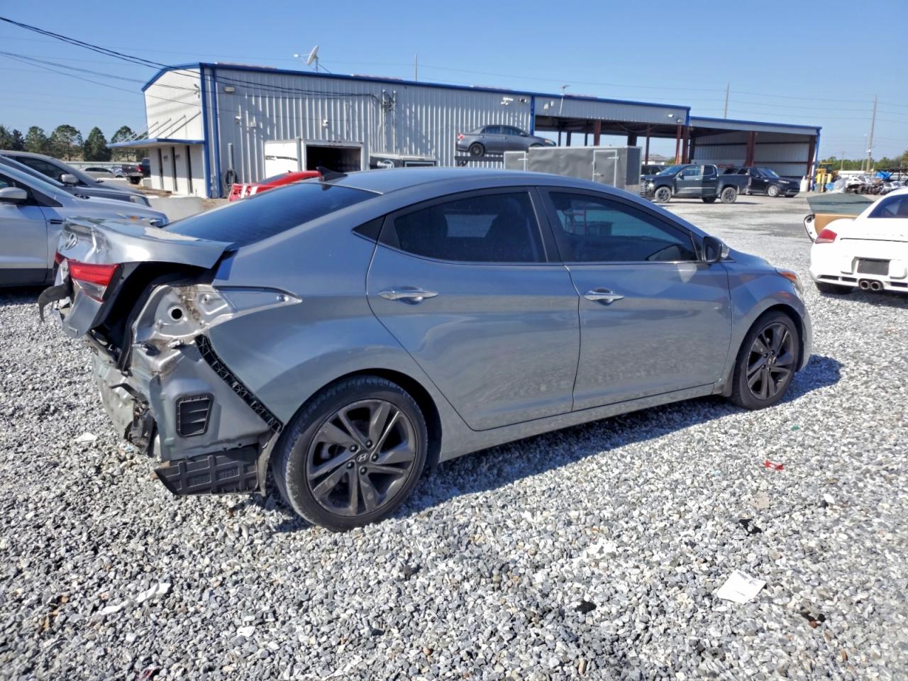 2015 HYUNDAI ELANTRA SE photo 3