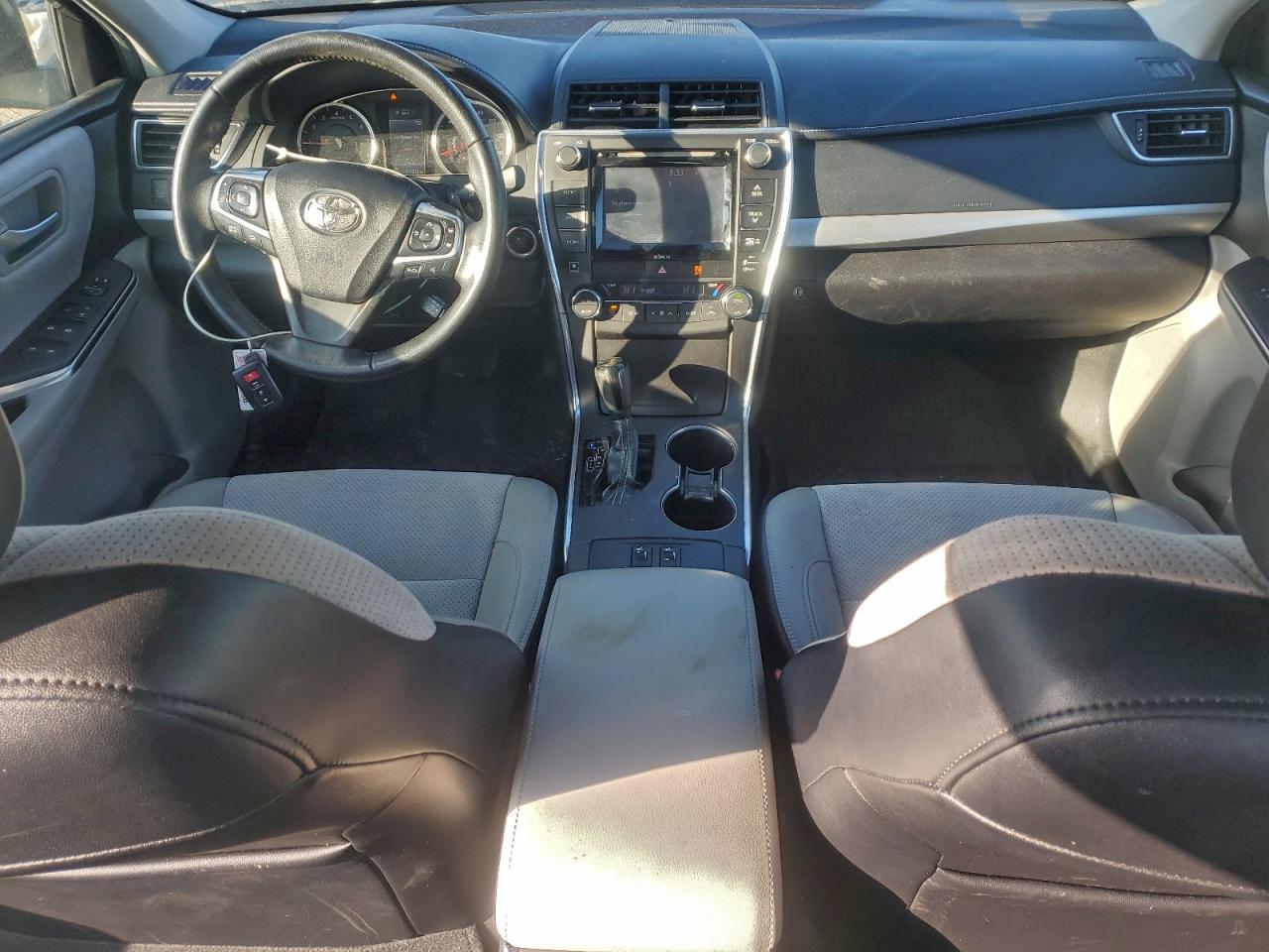 2016 TOYOTA CAMRY XSE photo 8