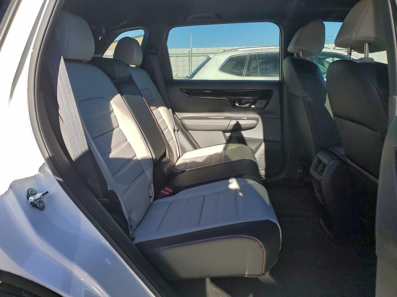 2025 HONDA CR-V SPORT TOURING photo 11