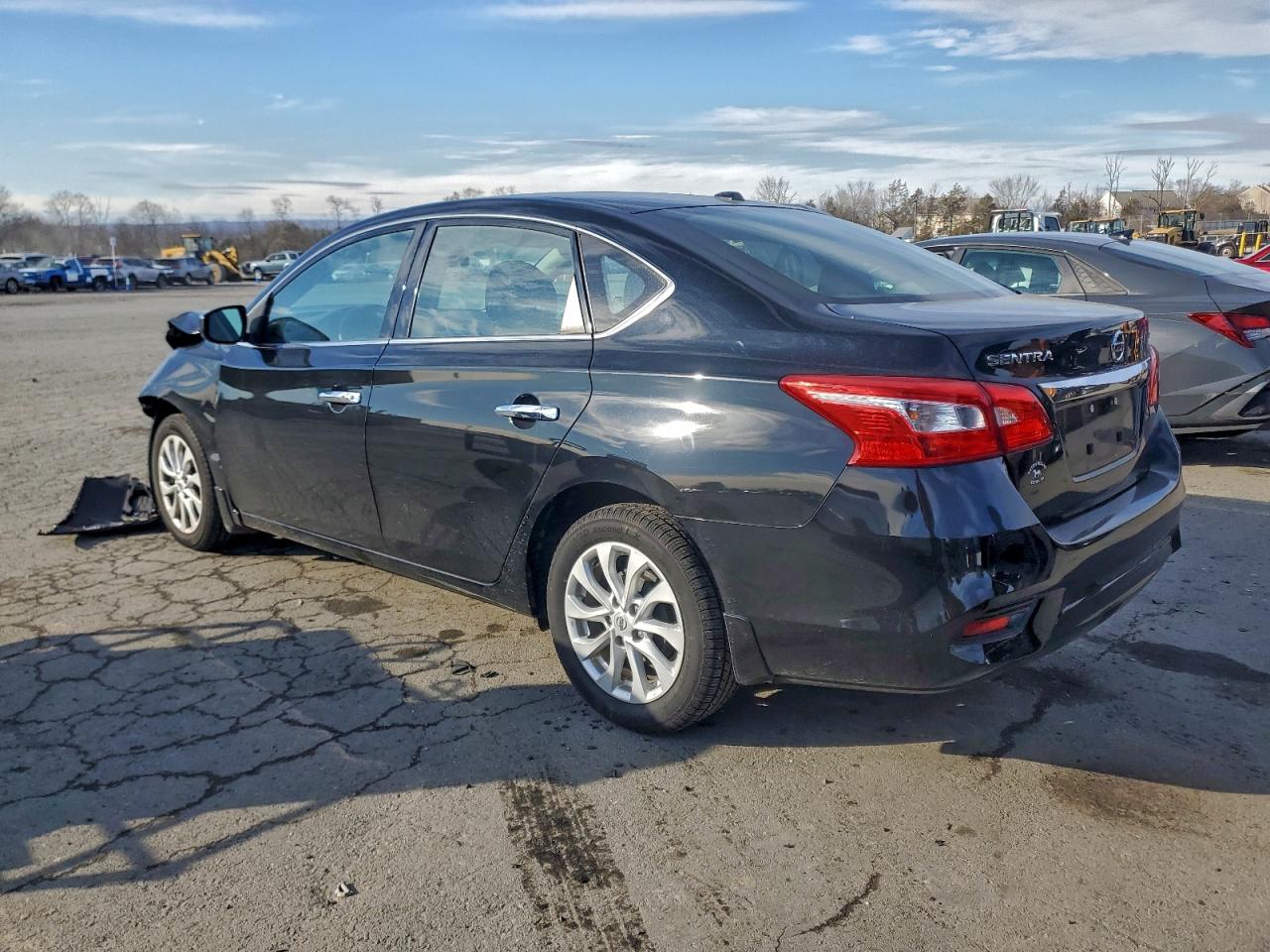 2019 NISSAN SENTRA S photo 2