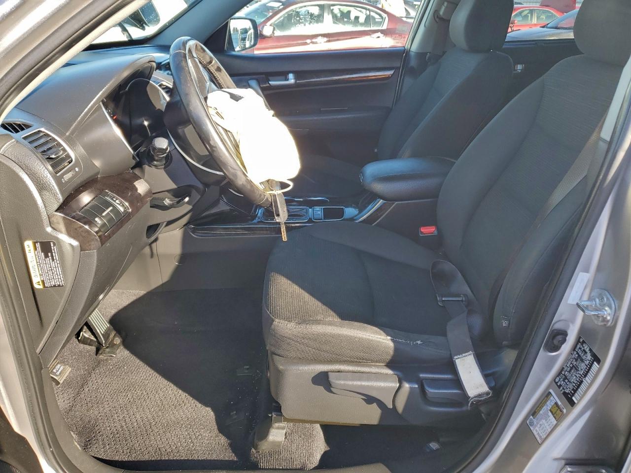 2014 KIA SORENTO LX photo 7