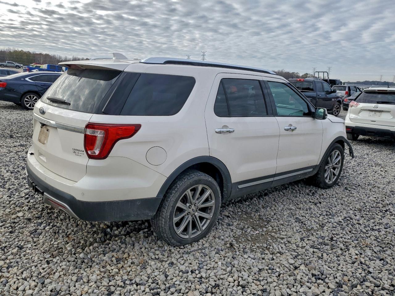 2017 FORD EXPLORER LIMITED photo 3
