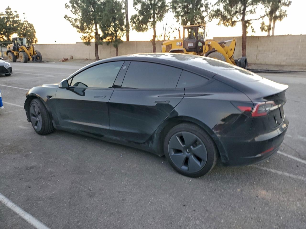 2022 TESLA MODEL 3 photo 2