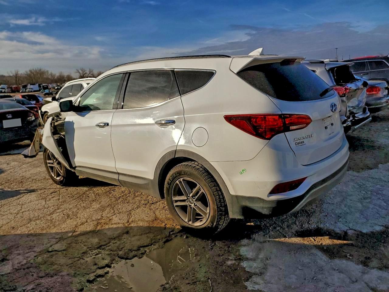 2017 HYUNDAI SANTA FE SPORT photo 2