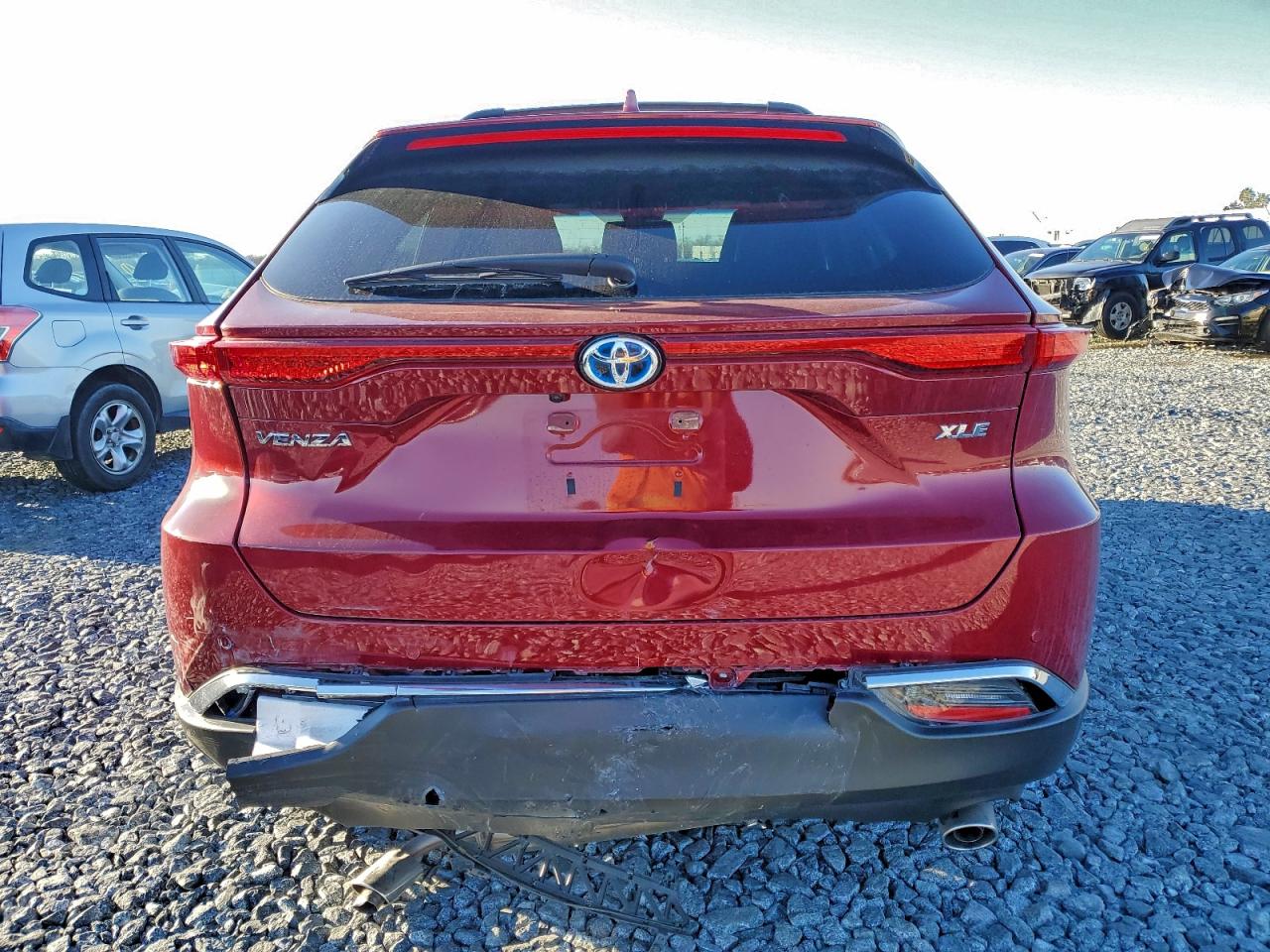 2024 TOYOTA VENZA LE photo 6