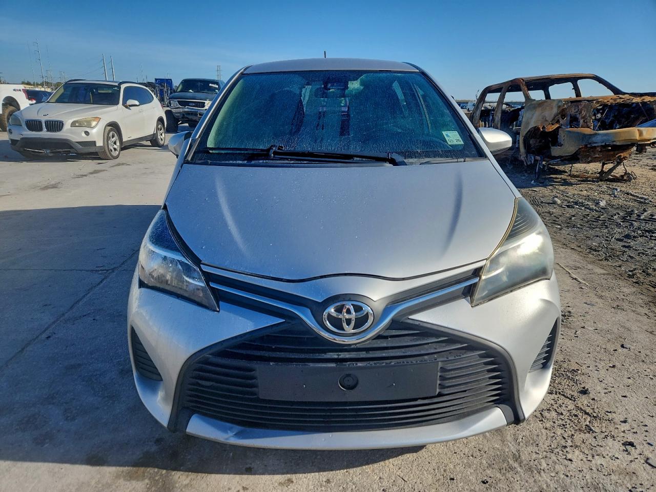 2017 TOYOTA YARIS L photo 9