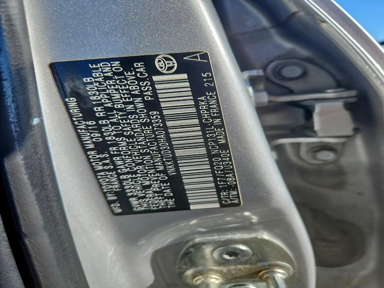2017 TOYOTA YARIS L photo 23