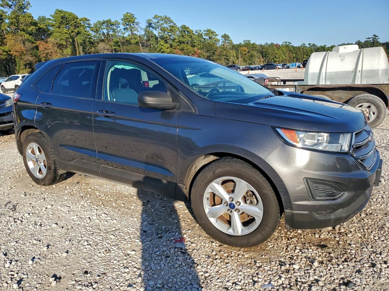 2016 FORD EDGE SE photo 4