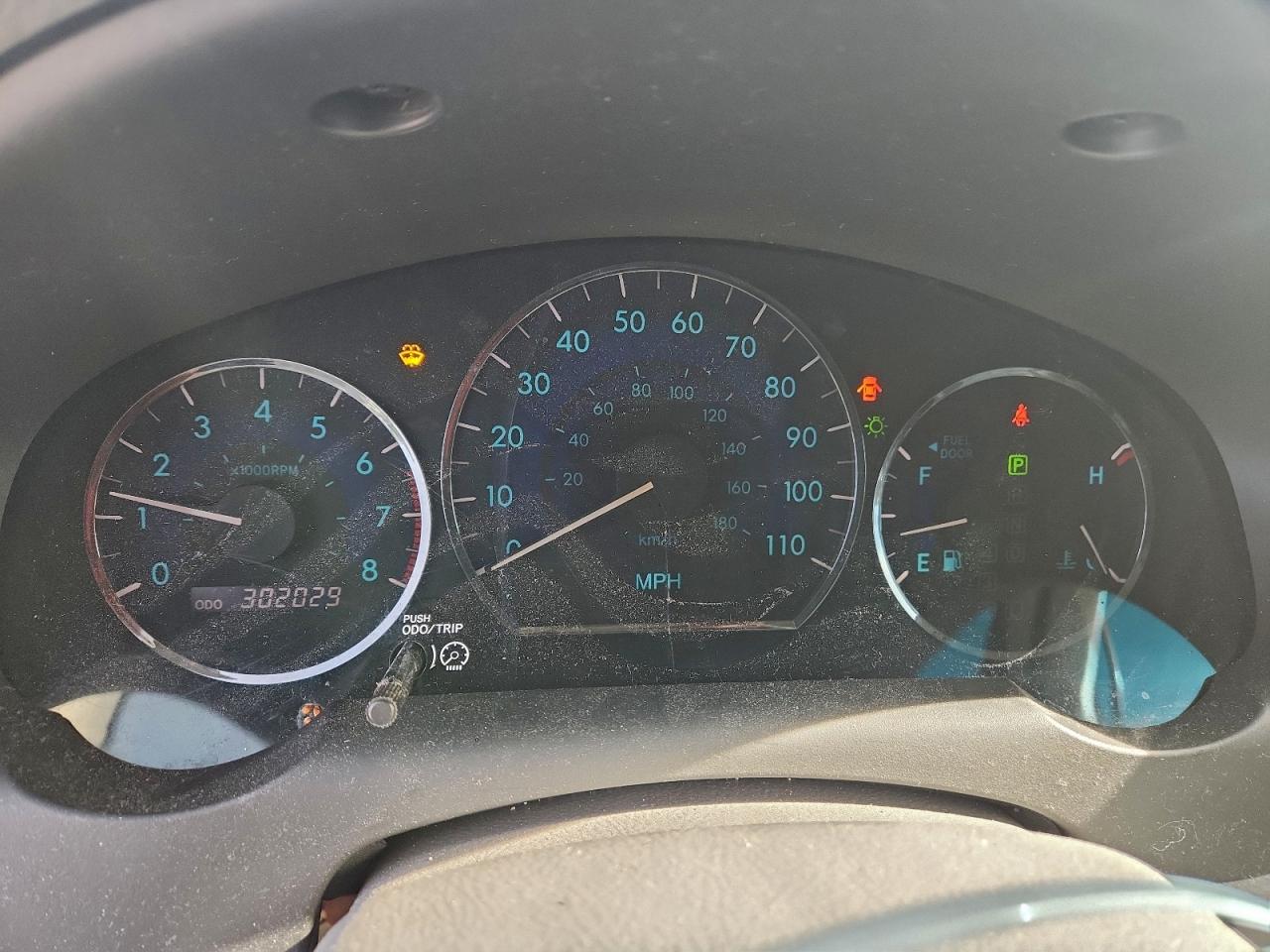 2008 TOYOTA SIENNA XLE photo 9