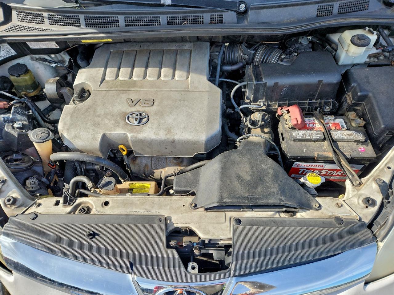 2008 TOYOTA SIENNA XLE photo 12