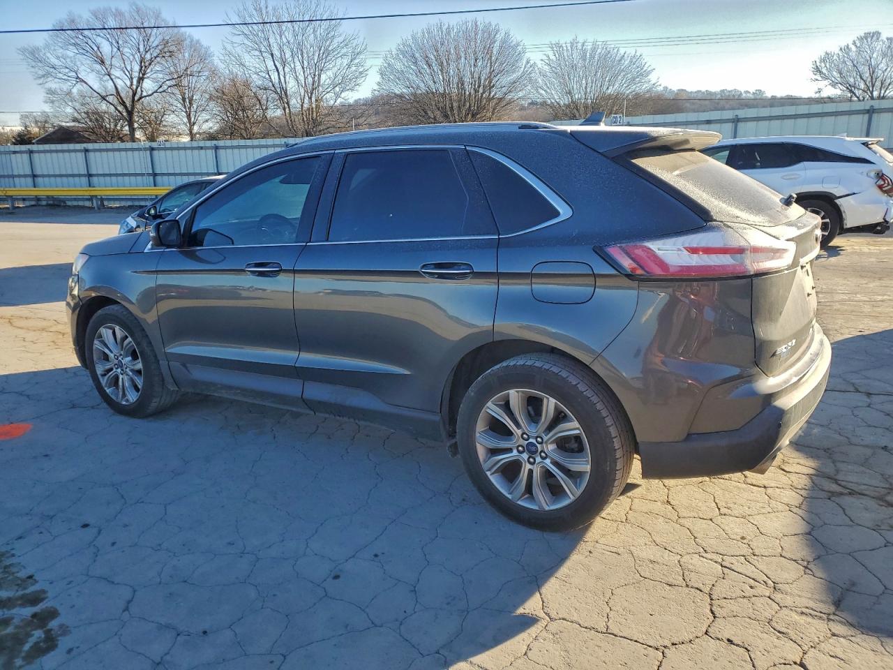 2020 FORD EDGE TITANIUM photo 4