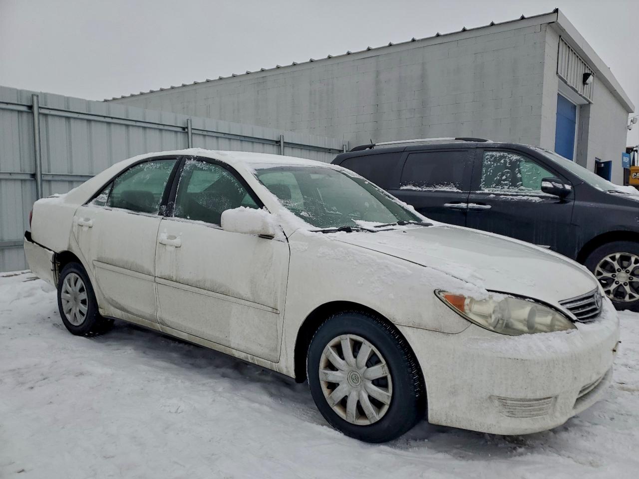 2006 TOYOTA CAMRY LE photo 4