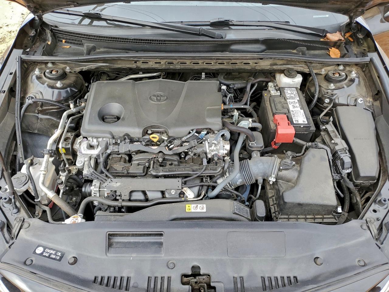 2022 TOYOTA CAMRY LE photo 11
