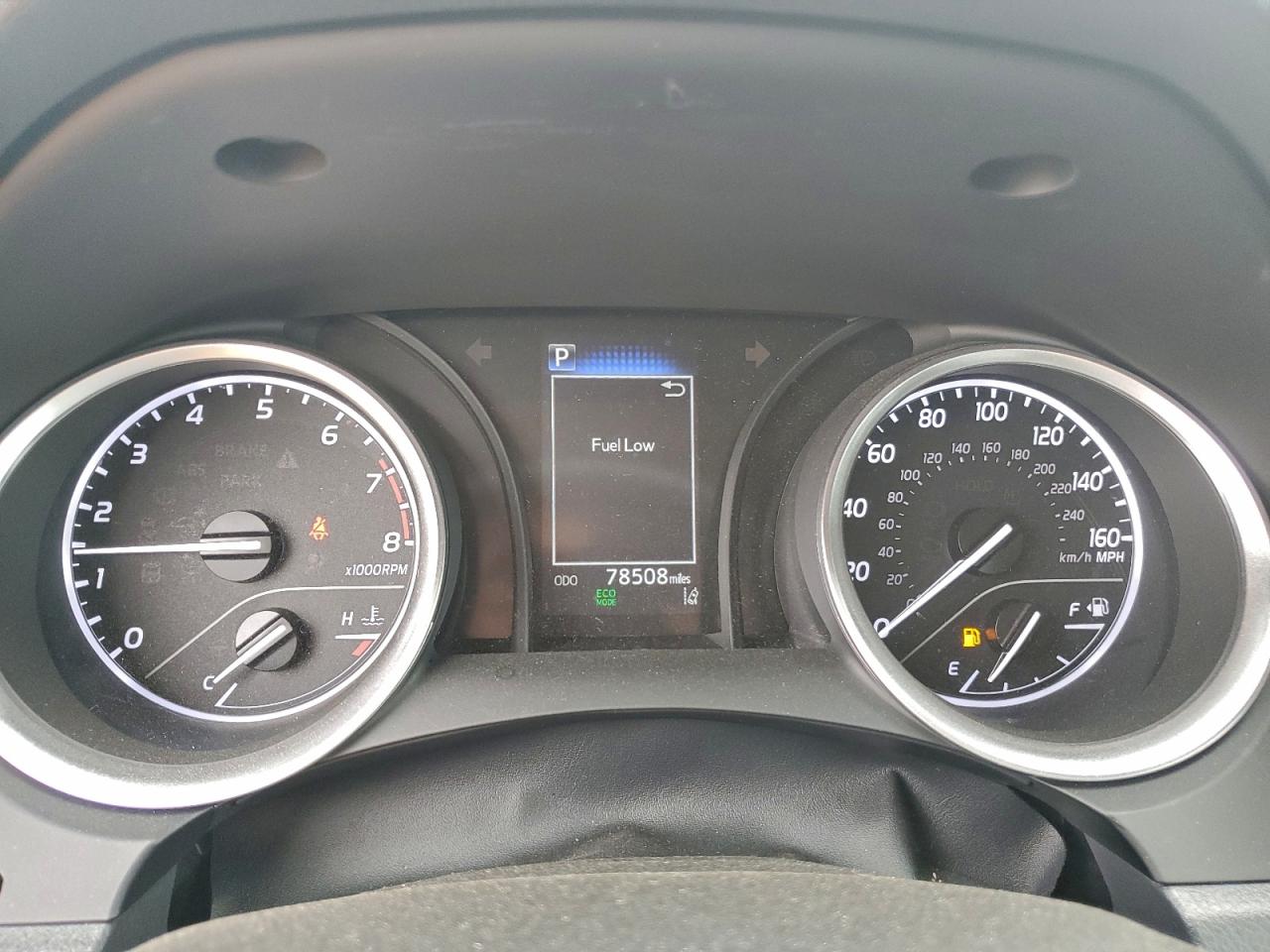 2022 TOYOTA CAMRY LE photo 9