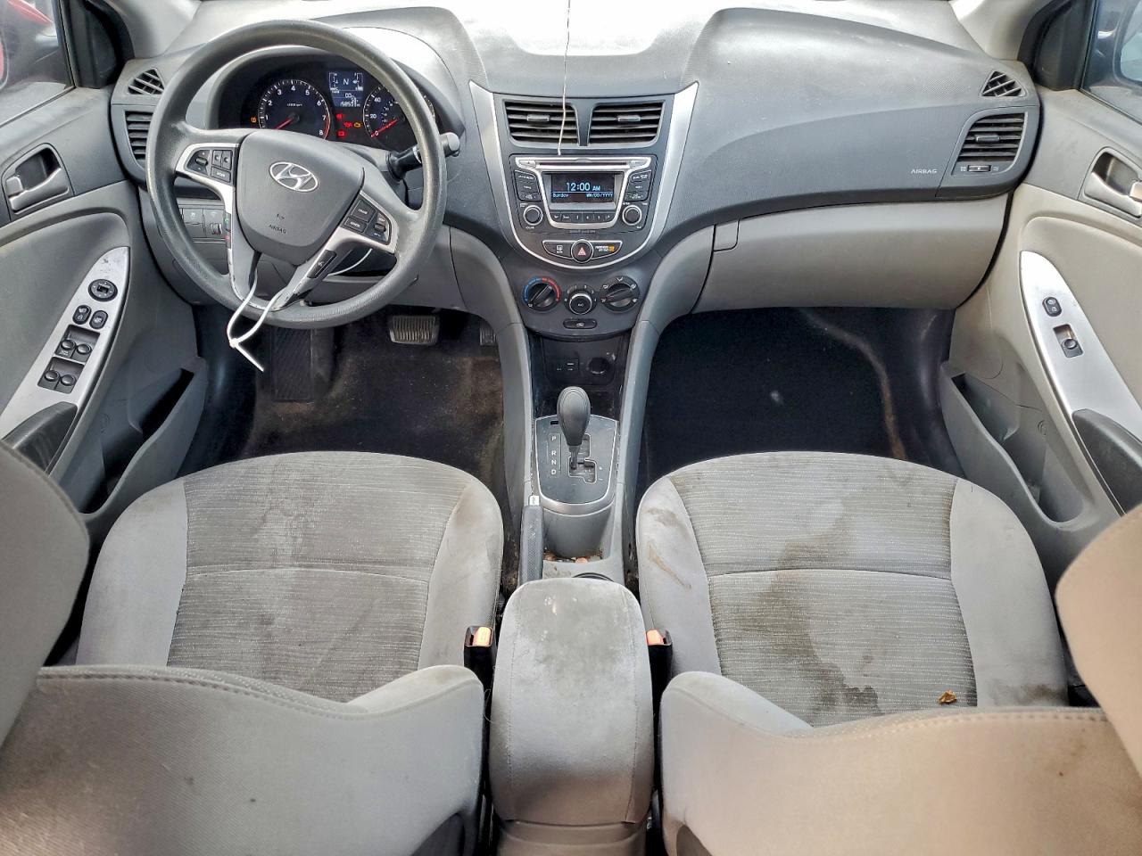 2015 HYUNDAI ACCENT photo 22