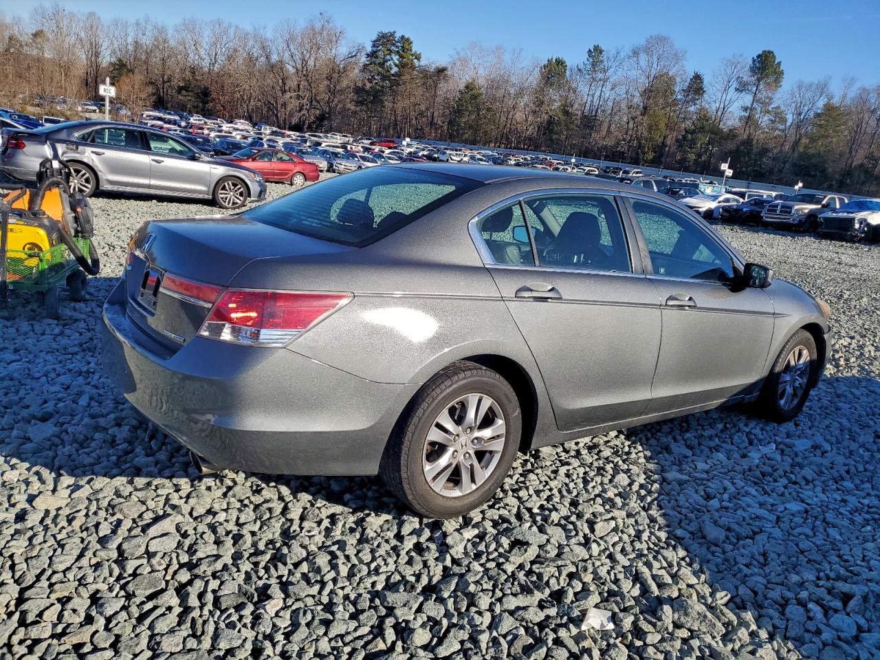 2011 HONDA ACCORD SE photo 3
