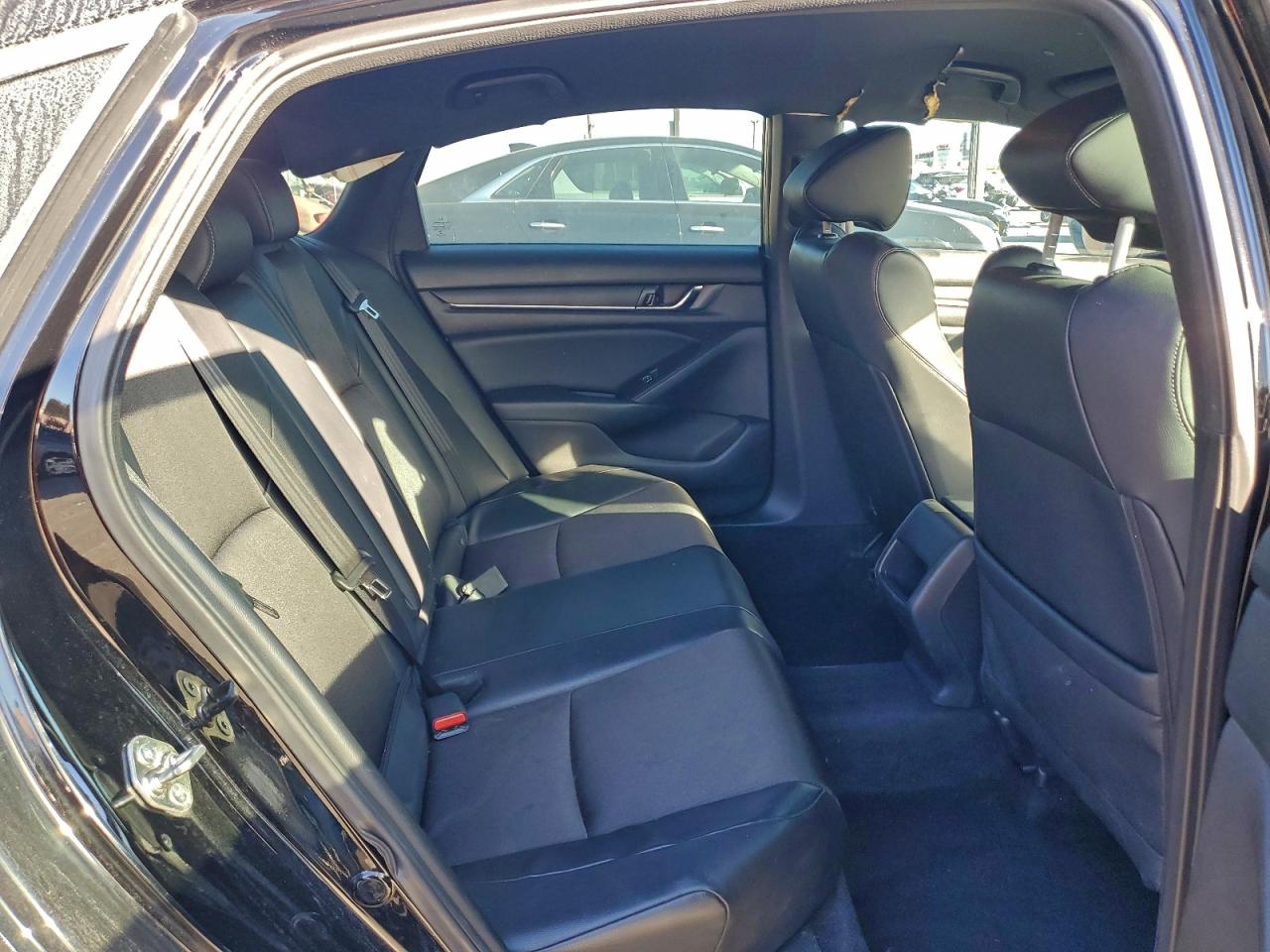2018 HONDA ACCORD SPORT photo 19