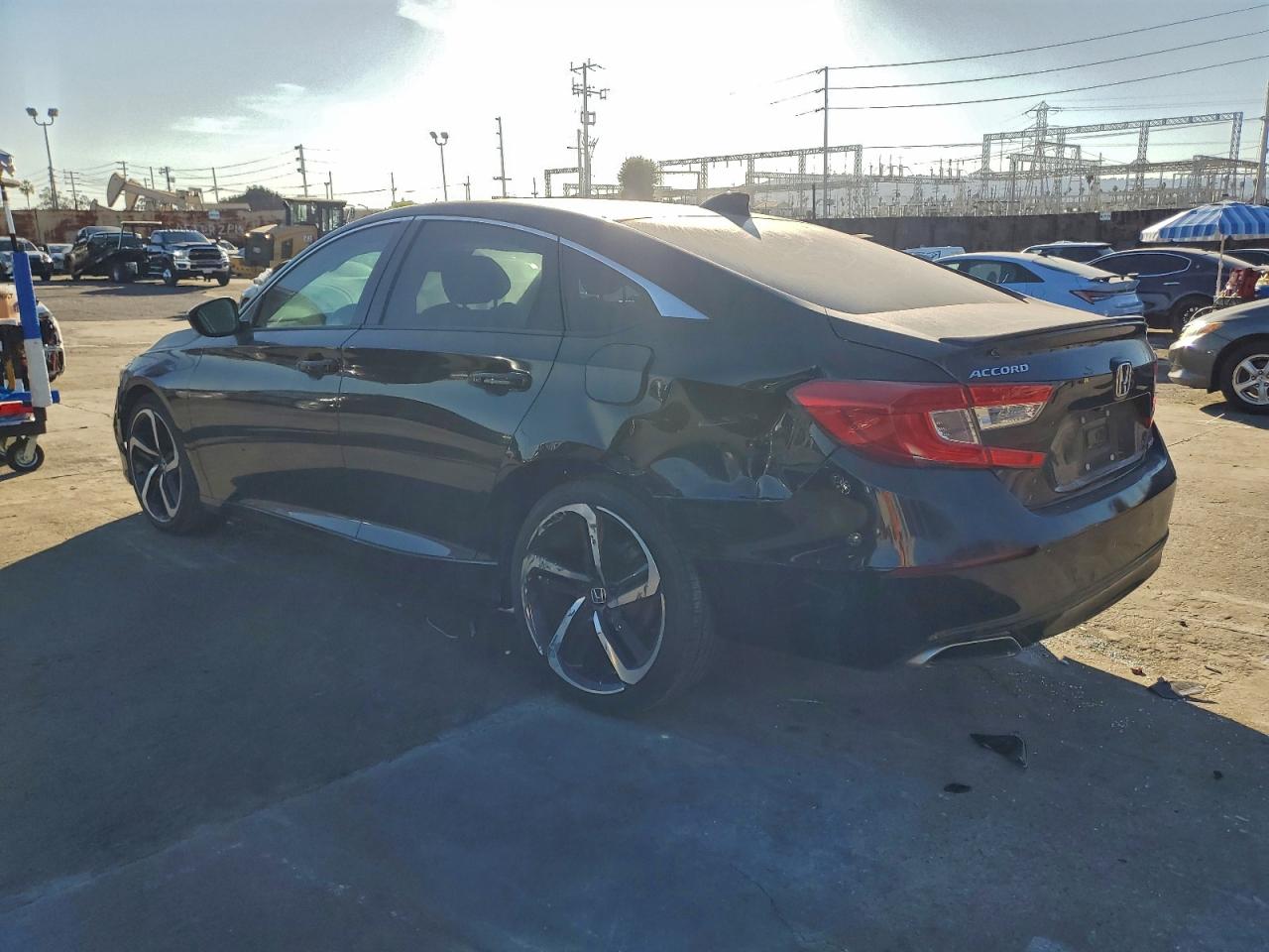 2018 HONDA ACCORD SPORT photo 3