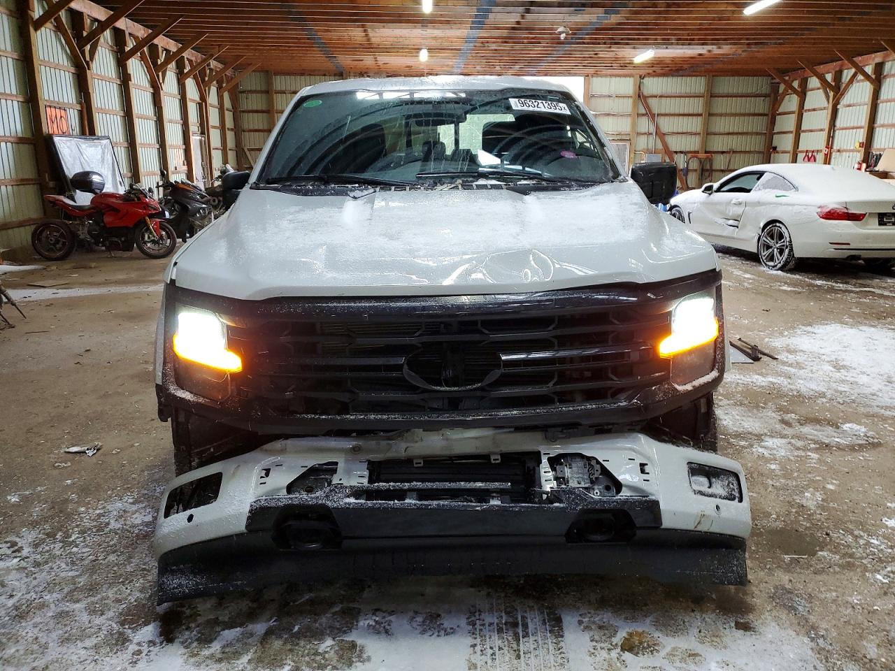 2024 FORD F150 XLT photo 5