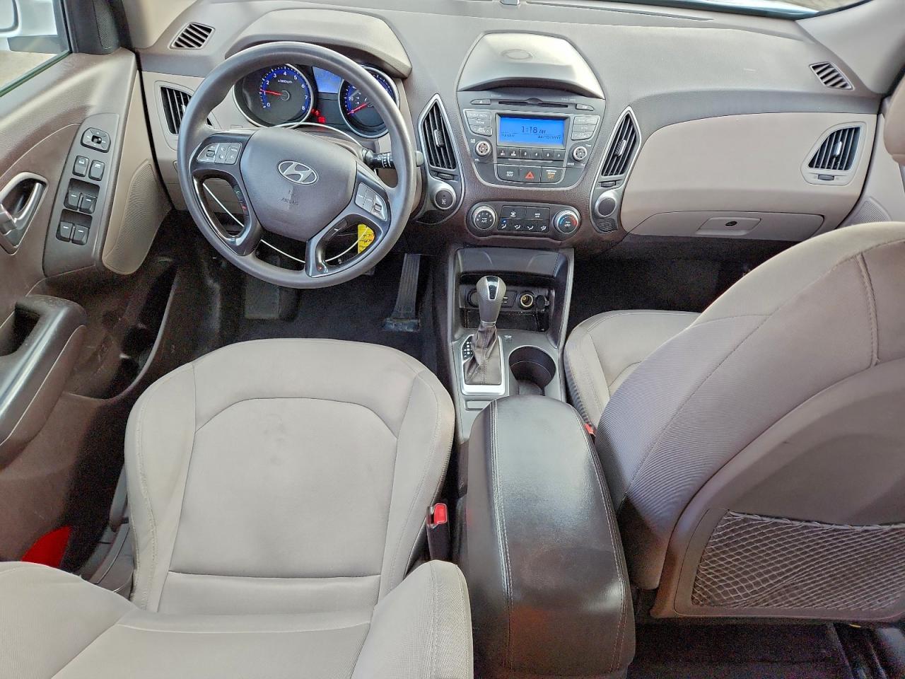 2015 HYUNDAI TUCSON GLS photo 8