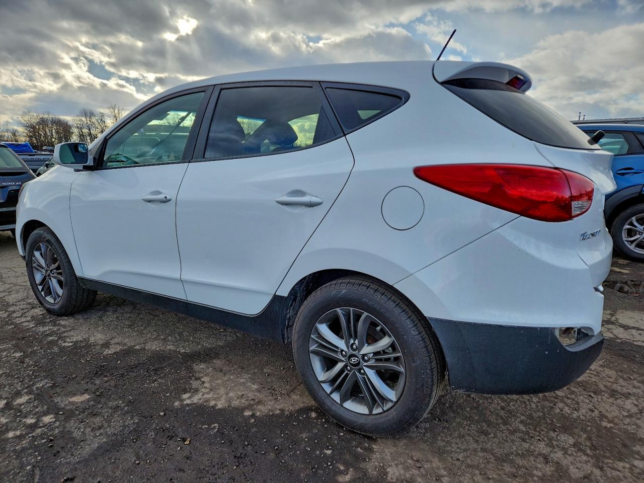 2015 HYUNDAI TUCSON GLS photo 2