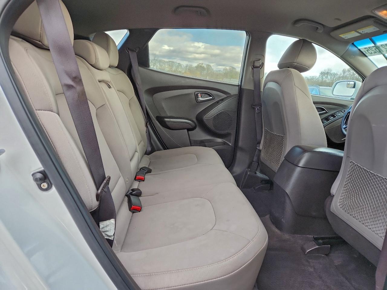 2015 HYUNDAI TUCSON GLS photo 11