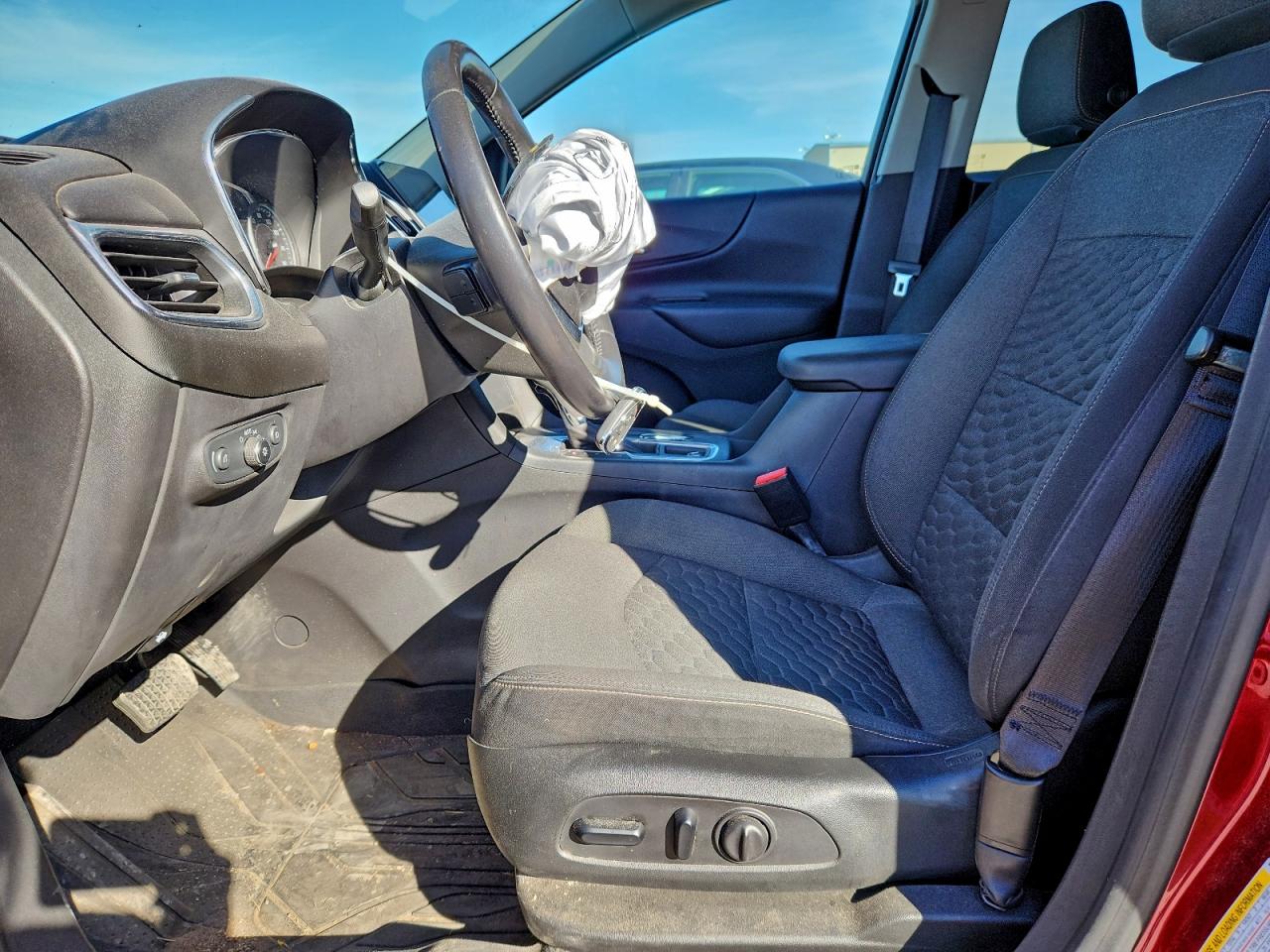 2020 CHEVROLET EQUINOX LT photo 7