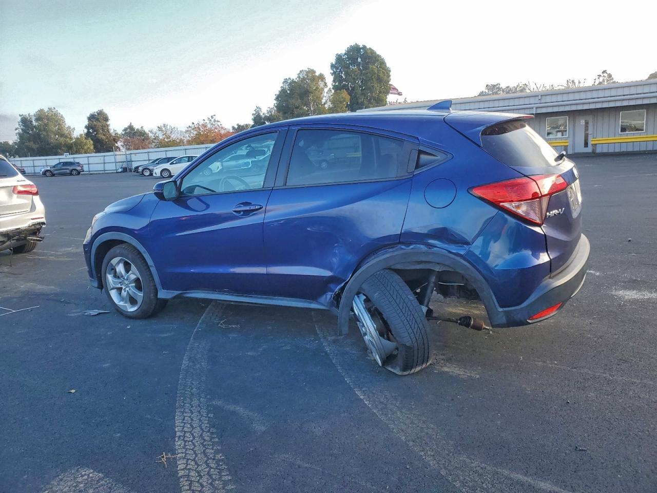 2016 HONDA HR-V EX photo 2