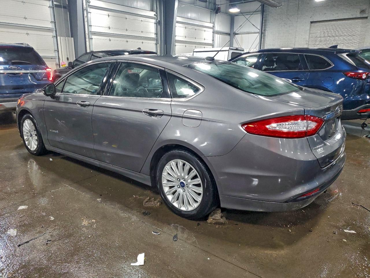 2013 FORD FUSION SE HYBRID photo 2