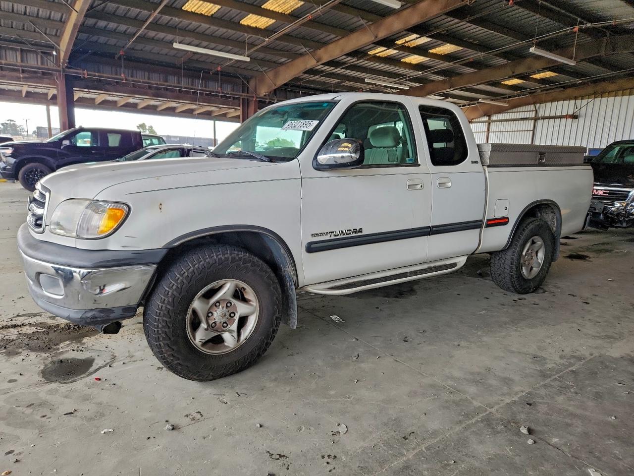 2001 TOYOTA TUNDRA