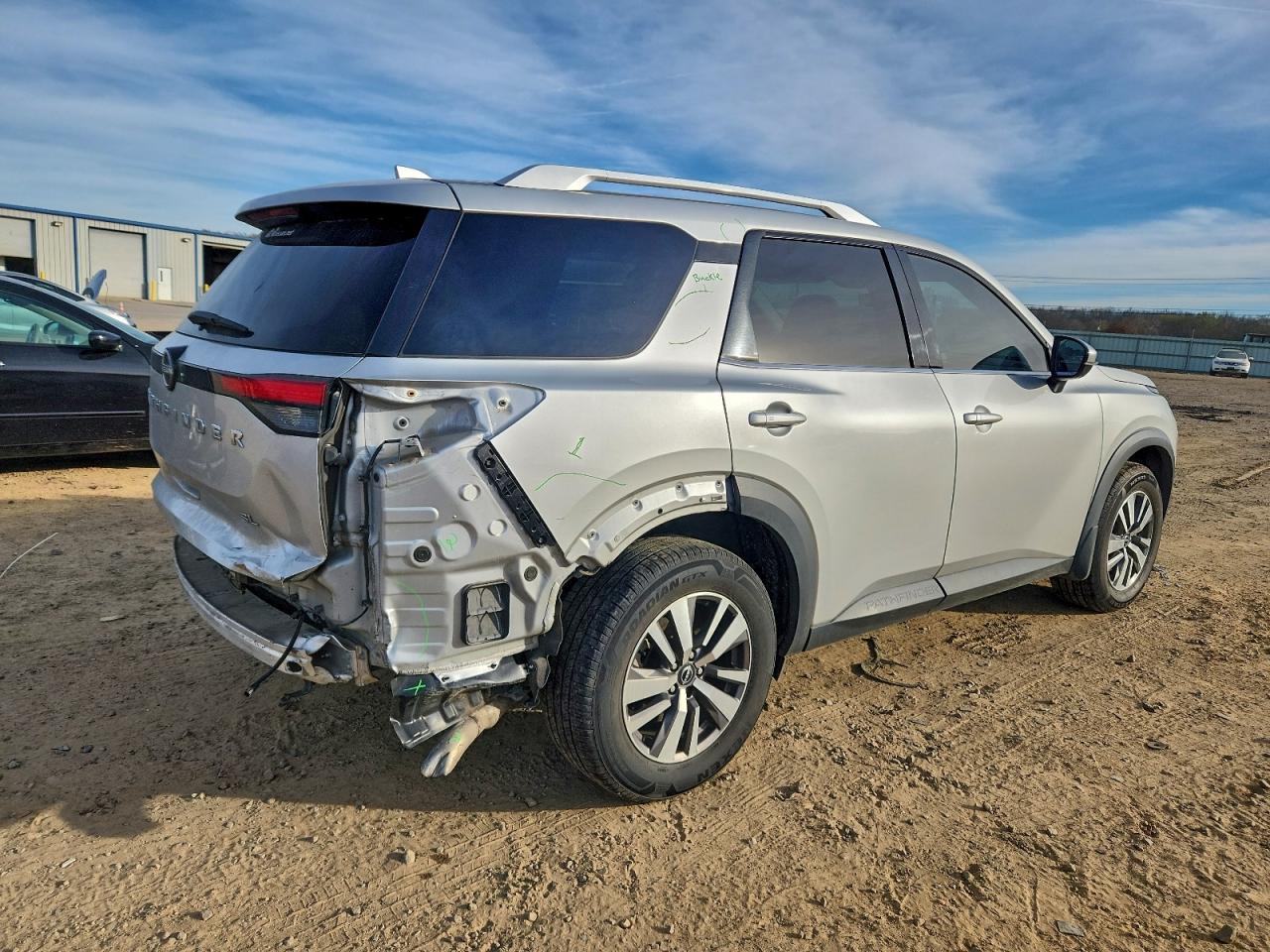 2023 NISSAN PATHFINDER SL photo 5