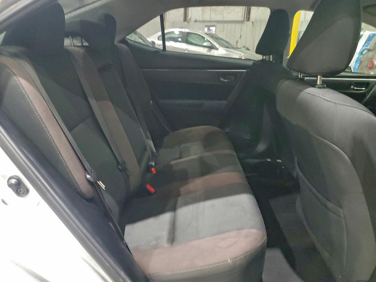 2018 TOYOTA COROLLA L photo 10