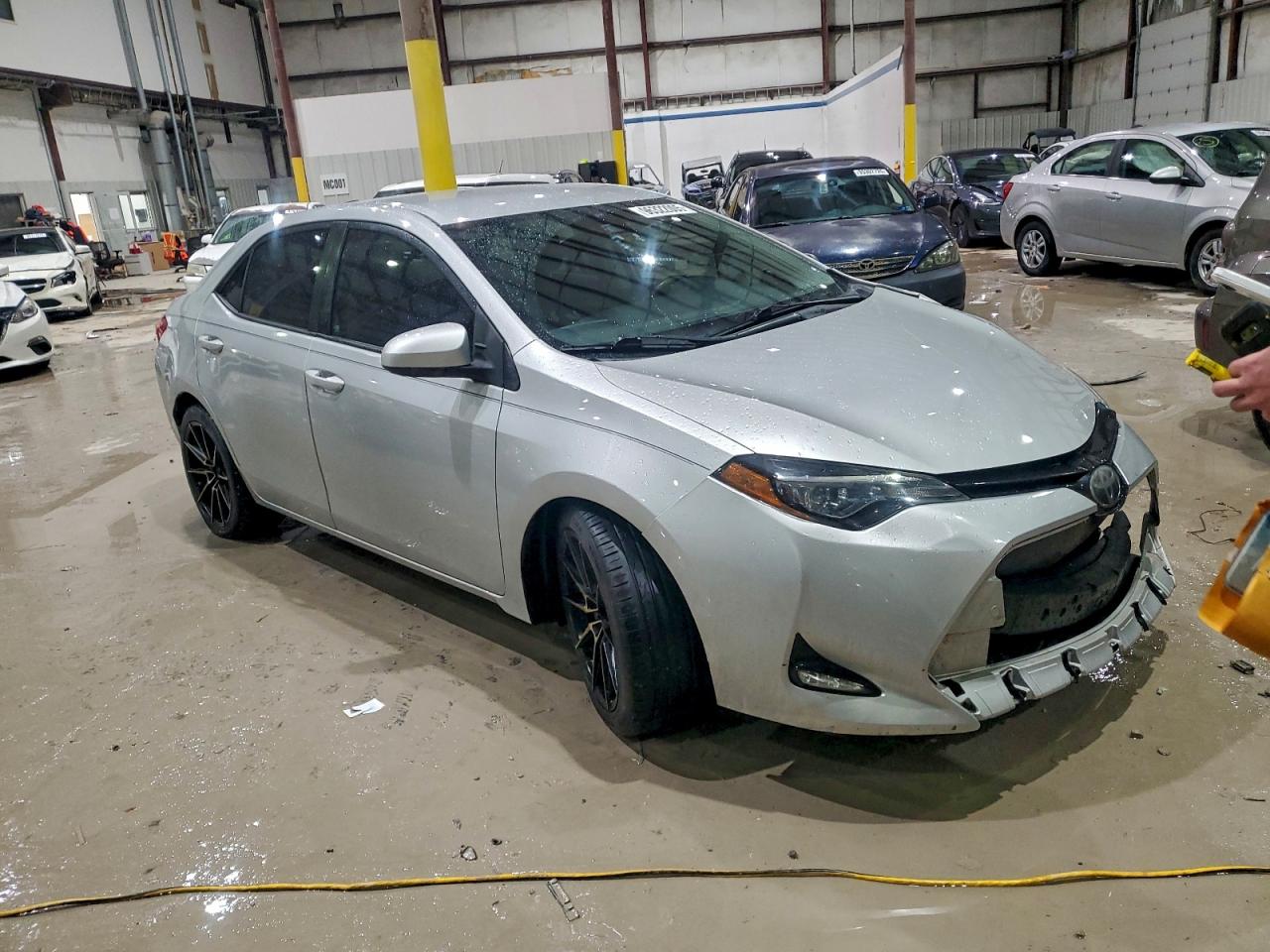 2018 TOYOTA COROLLA L photo 4