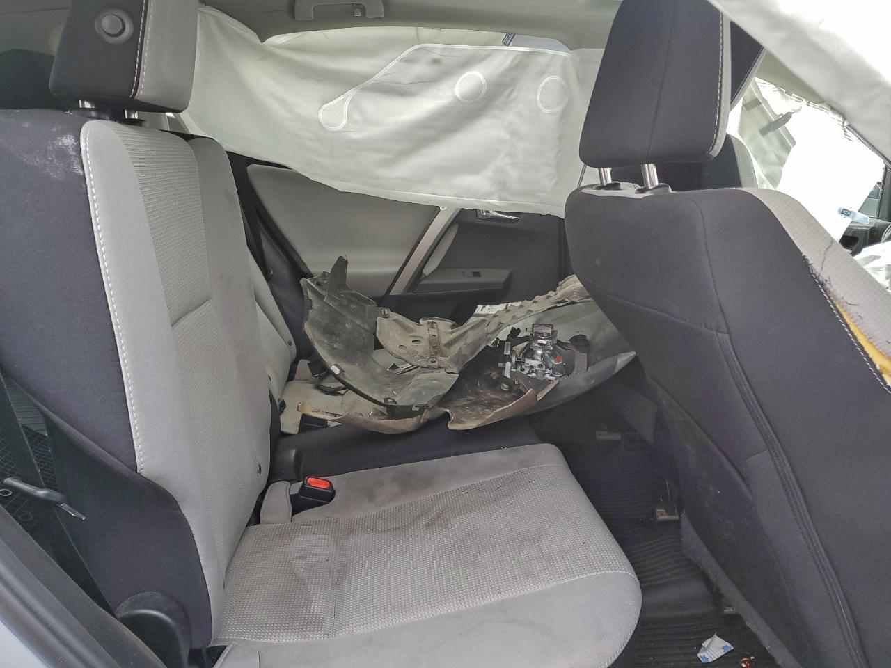2017 TOYOTA RAV4 XLE photo 11