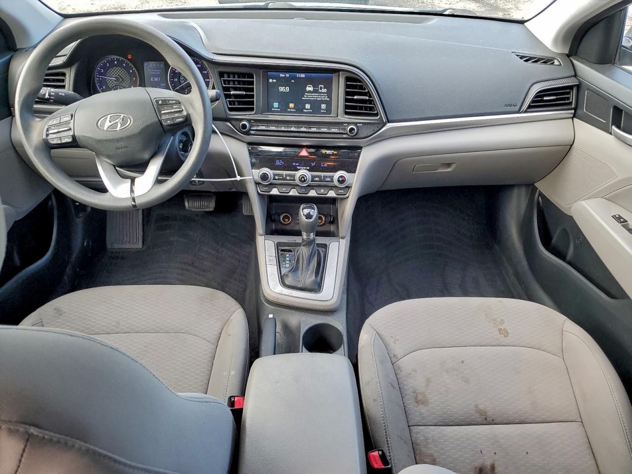 2020 HYUNDAI ELANTRA SEL photo 8
