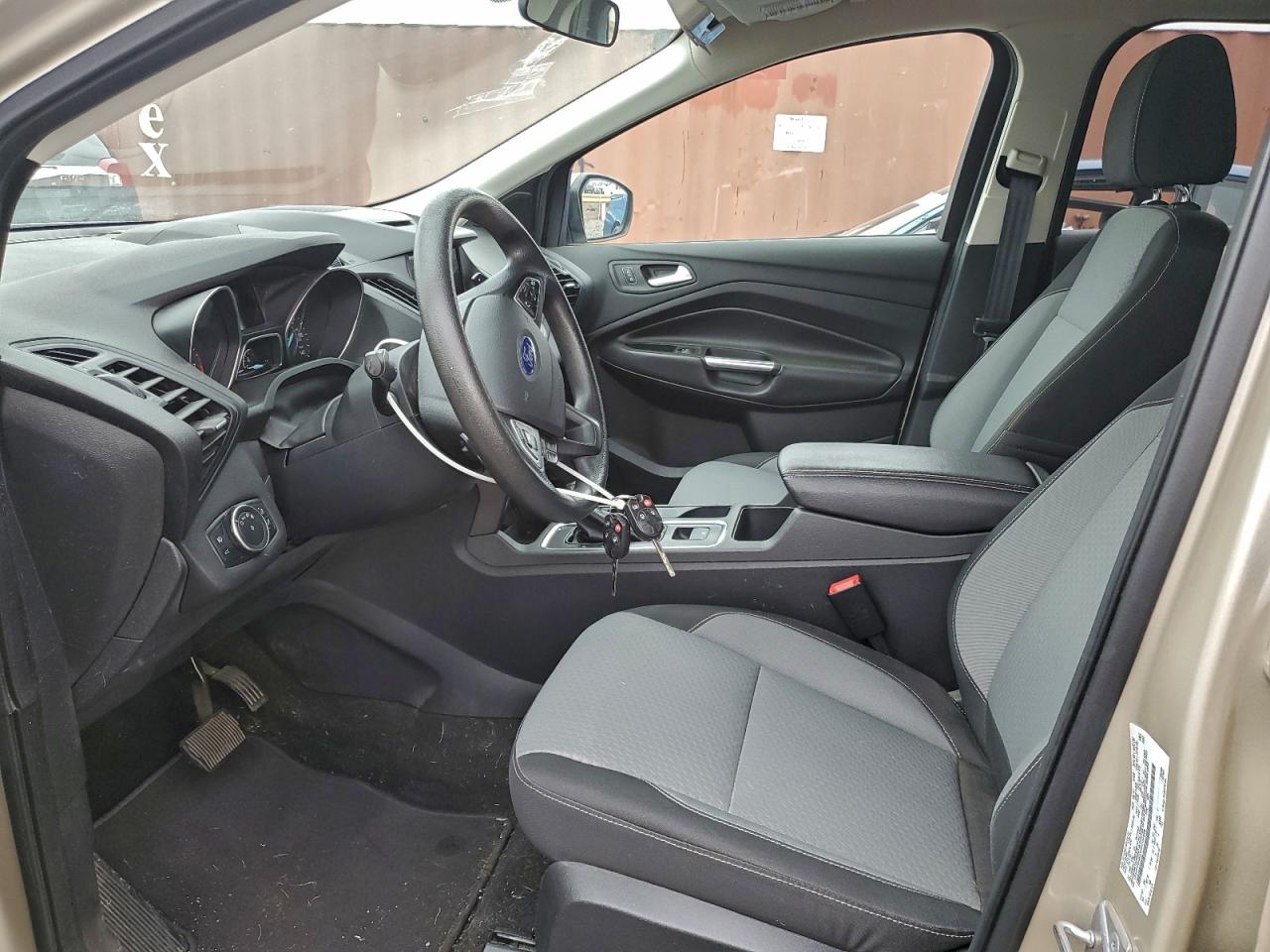 2017 FORD ESCAPE SE photo 7