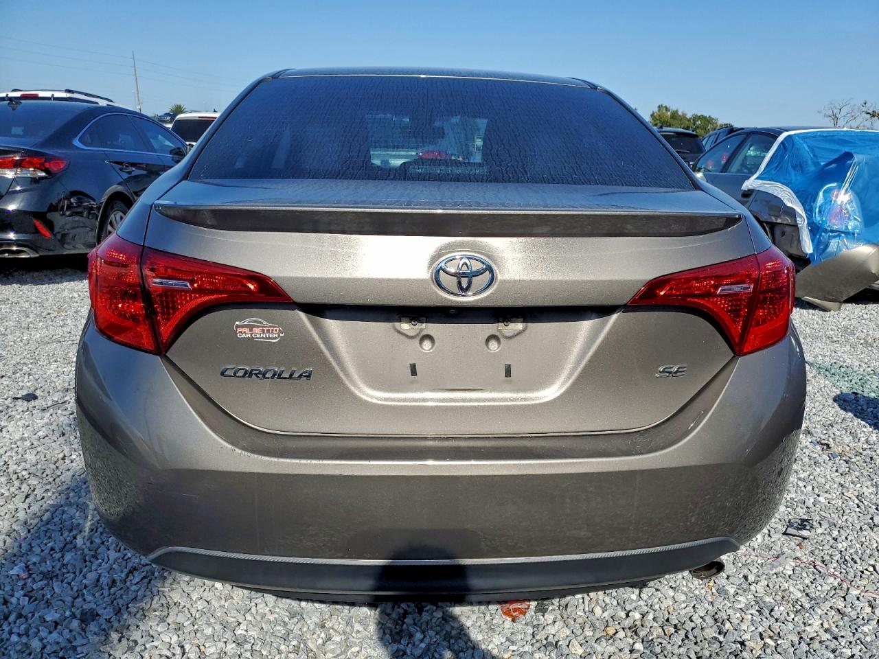 2017 TOYOTA COROLLA L photo 6