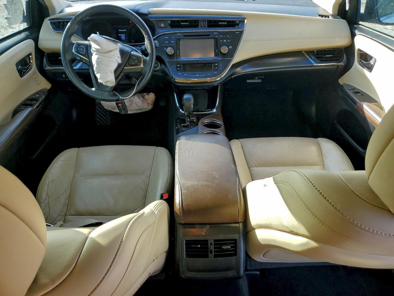2016 TOYOTA AVALON XLE photo 8