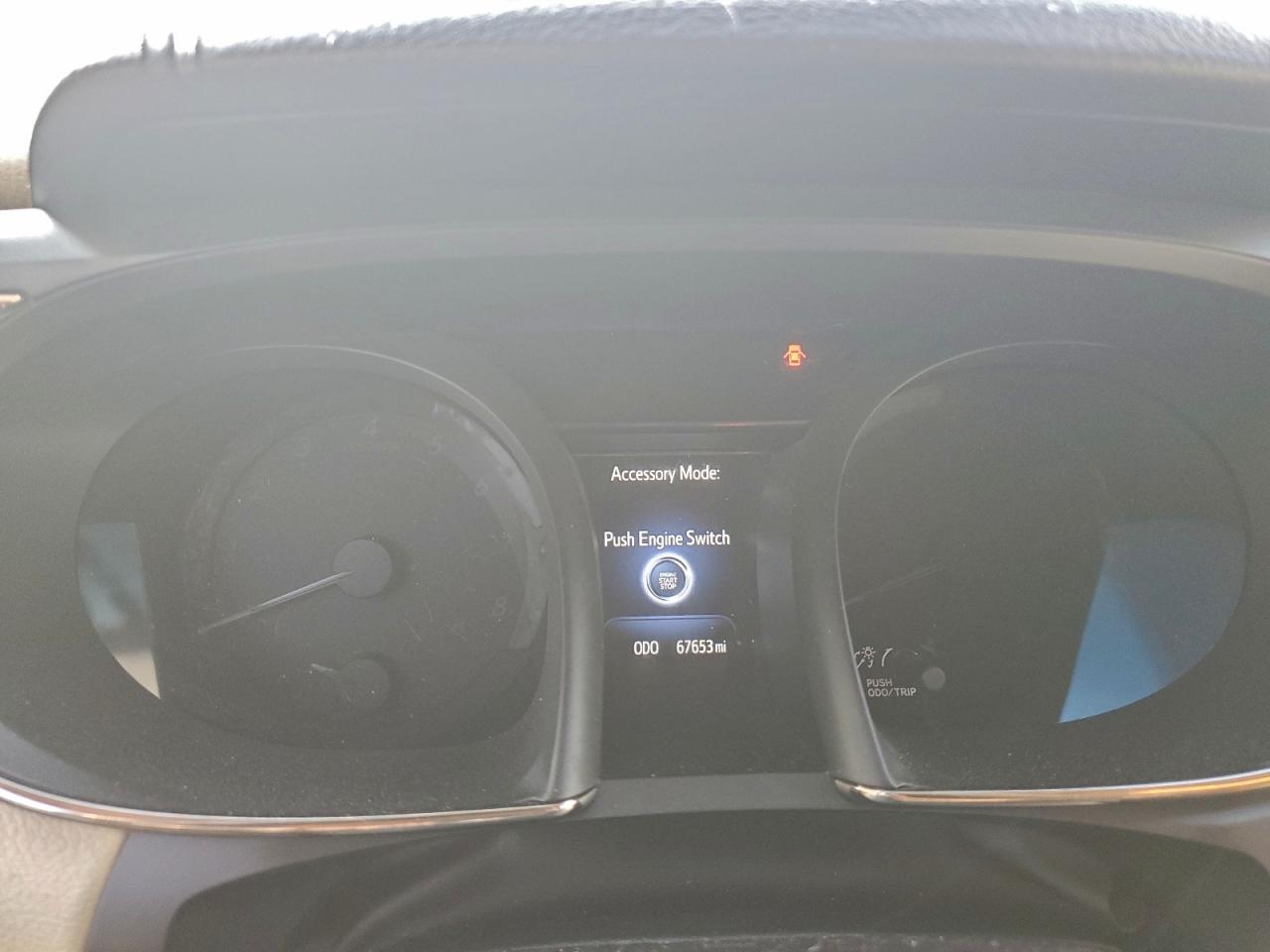 2016 TOYOTA AVALON XLE photo 9