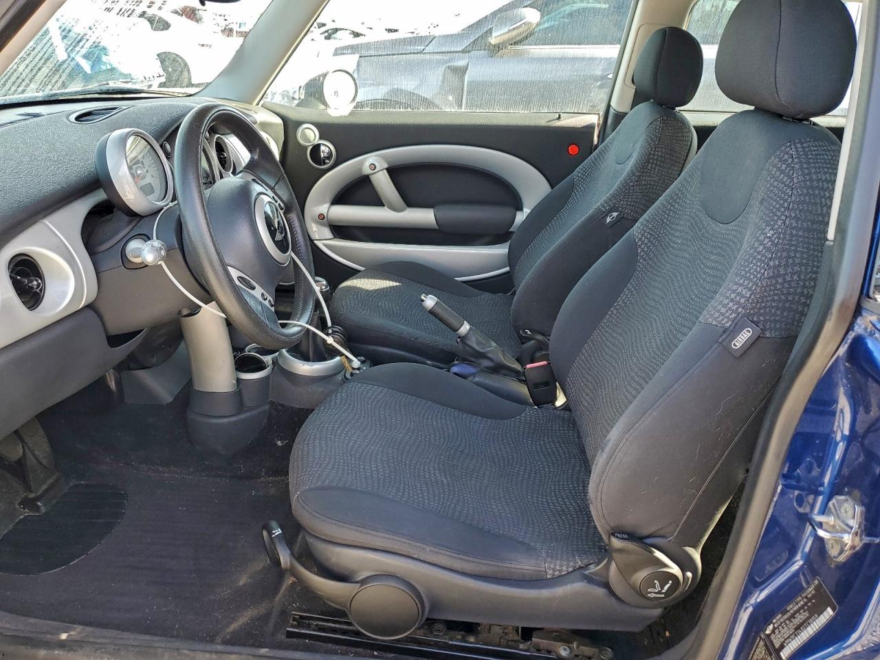 2002 MINI COOPER photo 7