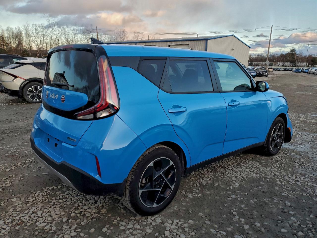2024 KIA SOUL EX photo 3
